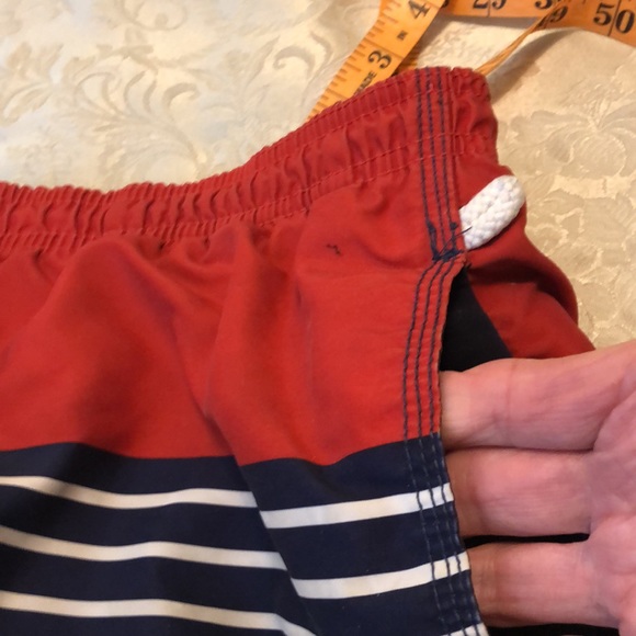 H & M LARGE SHORTS SWIM TRUNKS - RED NAVY CREAM  ELASTIC WAIST MESH LINER - #109 - Picture 6 of 13